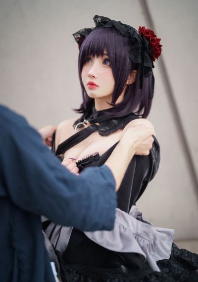 厨房脱岳裙子在后面挺进动漫_DVD高清视频播放