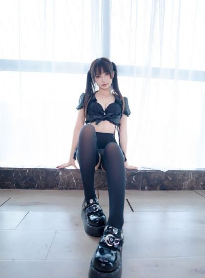 欧美女式羽绒服_超清高清视频观看