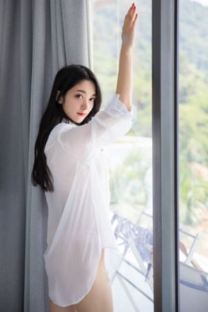 欧美白发老太太_1080P超清在线观看
