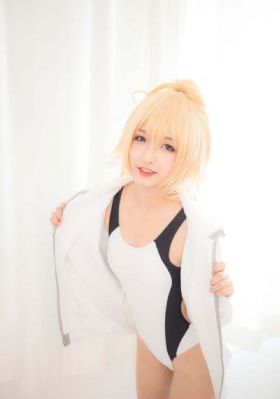 国产小忍者双缸400_JVID性感写真