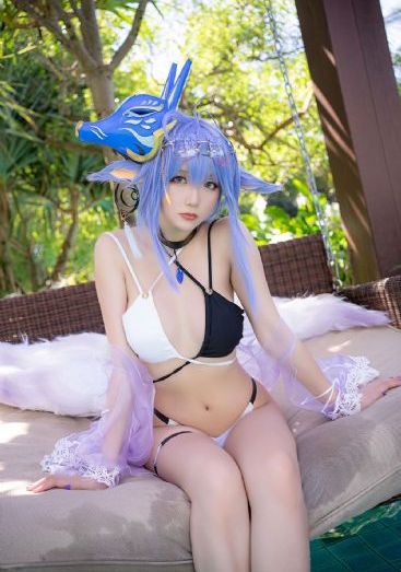 欧美牛仔裤时装秀_完整版在线观看
